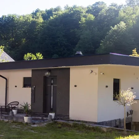 Villa Tomi